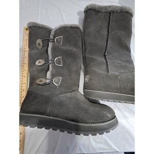 Skechers Womans Suede Boots Fleece Lined Pull On Flat Mid Calf Boot Grey Size 10